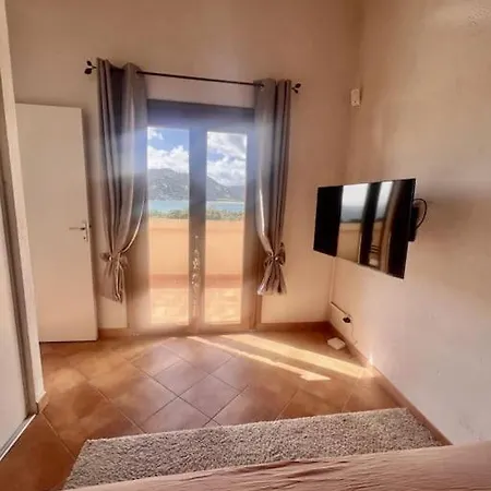 Holiday home Maison Rosa Vue Panoramique Santa Giulia, 8pers Porto-Vecchio (Corsica)