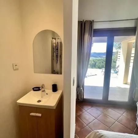 Maison Rosa Vue Panoramique Santa Giulia, 8pers Будинок відпочинку *